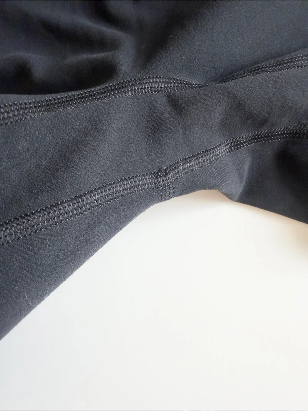 YPB Abercrombie & Fitch SMALL black and white shorts and sports bra set